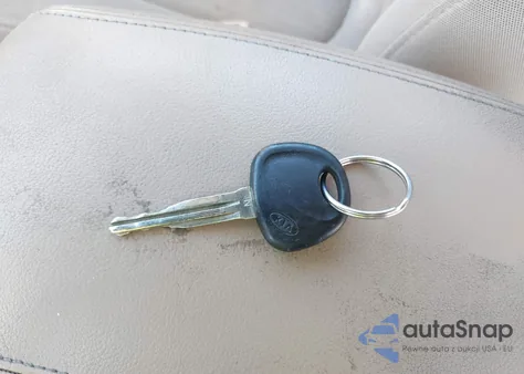 2007 Kia Rondo Lx z USA, uszkodzony, nr VIN KNAFG525777082688